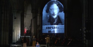 La Passion de Simone - 27 May 2014 at the Basilica of St. Denis in Paris, Saint-Denis Music Festival Secession Orchestra Clément Mao-Takacs, conductor Karen Vourc'h, soprano soloist Raquel Camarinha, soprano / Magali Paliès, mezzo-soprano / Johan Viau, tenor / Florent Baffi, baritone Isabelle Seleskovitch, actress Aleksi Barrière, stage director